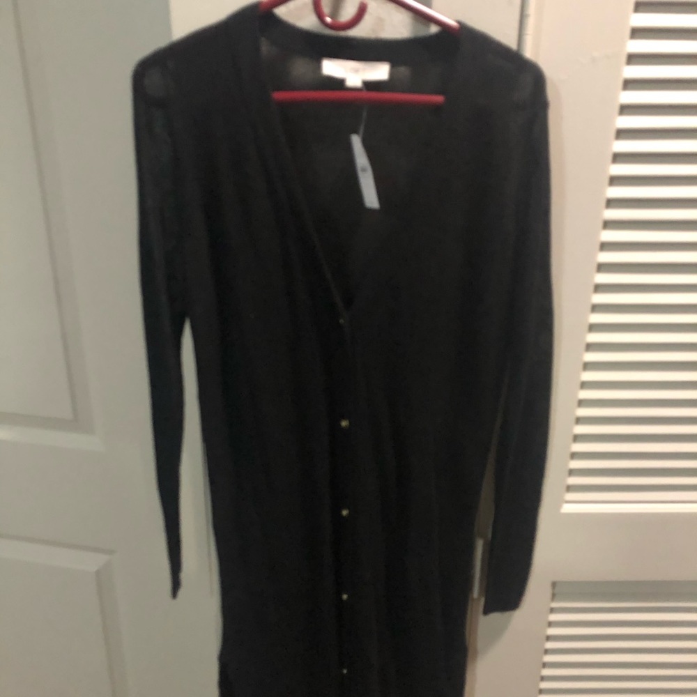Loft button black cover shirt
